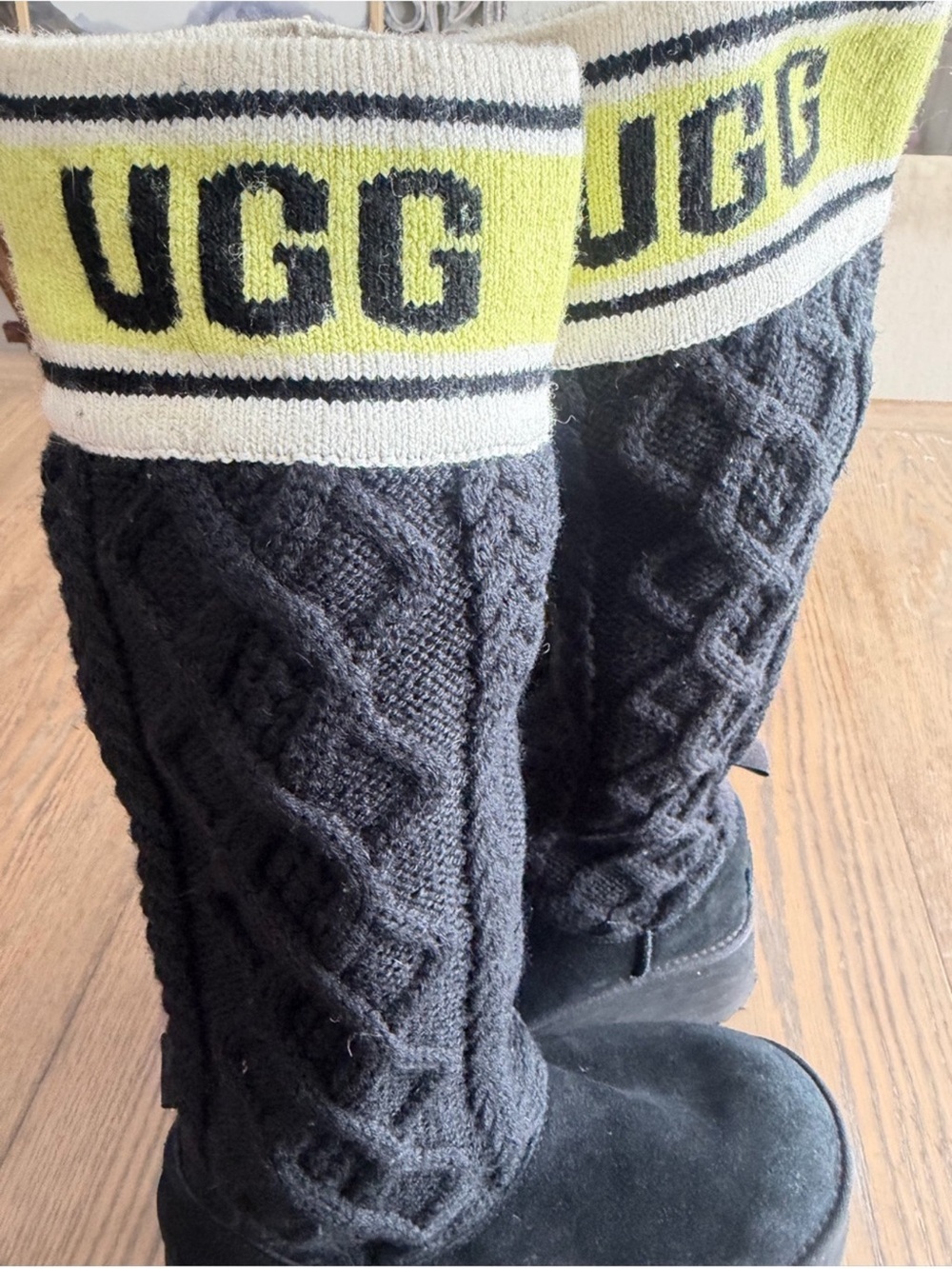 UGG Sweater Letter Knit Cuffed Platform Boot - Picture 3 of 6